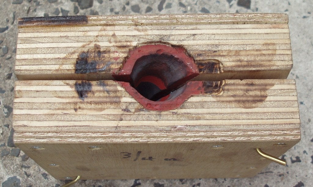 mold for lead fishing